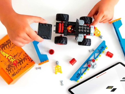 Hot Wheels Monster truck kaskaderskie klocki 151ele auto + rampa ZA5996 Hot Wheels Monster truck kaskaderskie klocki 151ele auto + rampa ZA5996