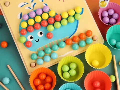 Układanka edukacyjna Montessori Mozaika Koraliki Kulki drewniane ZA4438 Układanka edukacyjna Montessori Mozaika Koraliki Kulki drewniane ZA4438