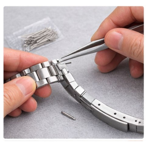 LEAN Zestaw Naprawczy Do Zegarków Profesjonalne Narzędzia Etui 147 el.