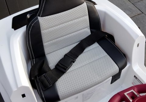 LEAN CARS Auto na Akumulator BBH-718A Białe LEAN CARS Auto na Akumulator BBH-718A Białe