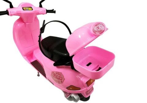 LEAN Toys Zestaw Lalka Ze Skuterem Kask Długie Włosy Różowy LEAN Toys Zestaw Lalka Ze Skuterem Kask Długie Włosy Różowy