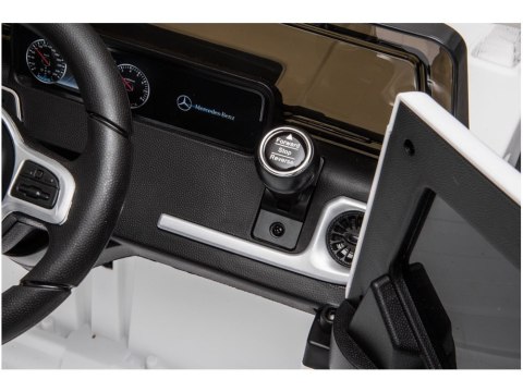 LEAN CARS Samochód na akumulator Mercedes G500 biały LEAN CARS Samochód na akumulator Mercedes G500 biały