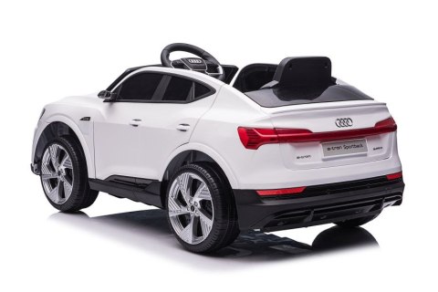 LEAN CARS Auto Na Akumulator Audi E- Tron Białe QLS-6688 LEAN CARS Auto Na Akumulator Audi E- Tron Białe QLS-6688