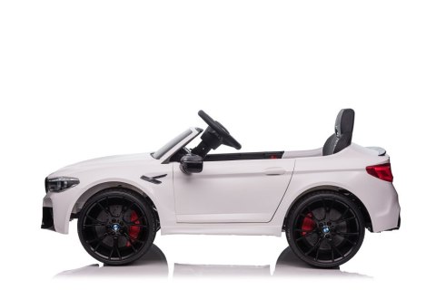 LEAN CARS Auto Na Akumulator BMW M5 DRIFT Białe LEAN CARS Auto Na Akumulator BMW M5 DRIFT Białe
