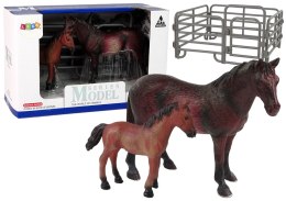LEAN Toys Zestaw 2 Figurek Konie Zagroda Figurka Koń Źrebak