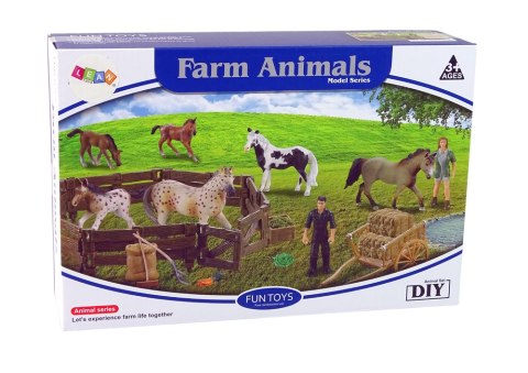 LEAN Toys Zestaw Figurek Farma Do Złożenia Drewniana Zagroda Konie LEAN Toys Zestaw Figurek Farma Do Złożenia Drewniana Zagroda Konie