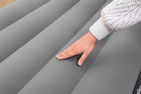 Bestway Materac Welurowy Z Pompką Elektryczną 191 x 97 x 46 cm Bestway 67401 Bestway Materac Welurowy Z Pompką Elektryczną 191 x 97 x 46 cm Bestway 67401