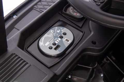 LEAN CARS Auto Na Akumulator Scania 500R HL698 Czarne Lakierowane 4x4 LEAN CARS Auto Na Akumulator Scania 500R HL698 Czarne Lakierowane 4x4