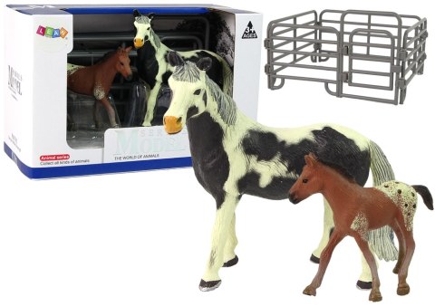 LEAN Toys Zestaw 2 Figurek Konie Zagroda Figurka Koń Źrebak LEAN Toys Zestaw 2 Figurek Konie Zagroda Figurka Koń Źrebak