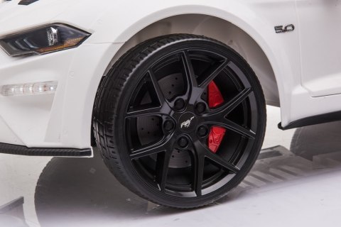 LEAN CARS Auto Na Akumulator Ford Mustang GT Drift SX2038 Biały LEAN CARS Auto Na Akumulator Ford Mustang GT Drift SX2038 Biały