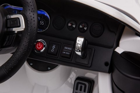 LEAN CARS Auto Na Akumulator Ford Mustang GT Drift SX2038 Biały LEAN CARS Auto Na Akumulator Ford Mustang GT Drift SX2038 Biały