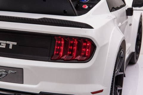 LEAN CARS Auto Na Akumulator Ford Mustang GT Drift SX2038 Biały LEAN CARS Auto Na Akumulator Ford Mustang GT Drift SX2038 Biały