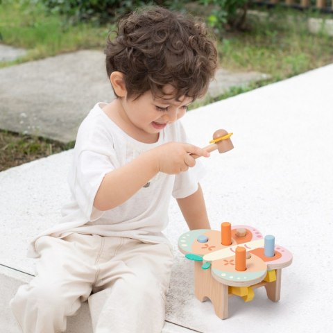 CLASSIC WORLD Wbijak, Przebijak Pastelowy Motylek Montessori z Młoteczkiem CLASSIC WORLD Wbijak, Przebijak Pastelowy Motylek Montessori z Młoteczkiem